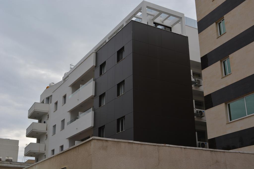 לרנקה P L Panagiotis Apartment מראה חיצוני תמונה